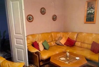 Casă cu 4 camere cu Teren 570 Mp în Central