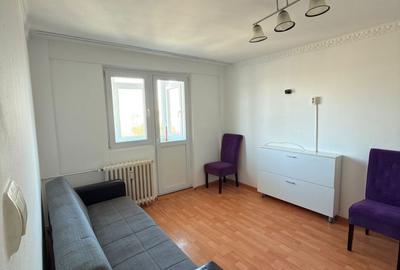 Apartament cu 2 camere semidecomandat în Berceni