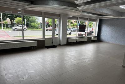 Spațiu comercial, de 105 mp, în Central - 2