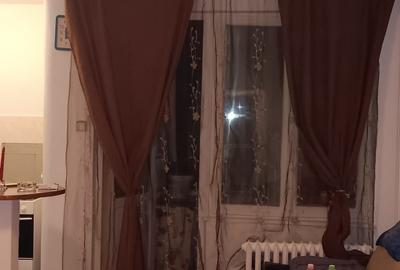 Garsonieră nedecomandată în Astra