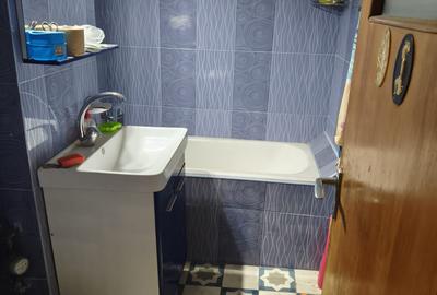 Apartament cu 3 camere semidecomandat în Titan - 8
