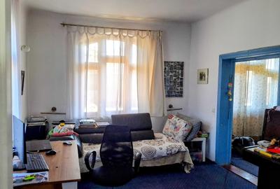 Casă cu 3 camere în CFR - 3