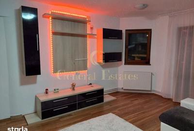 Apartament cu 3 camere decomandat în Tractorul - 2