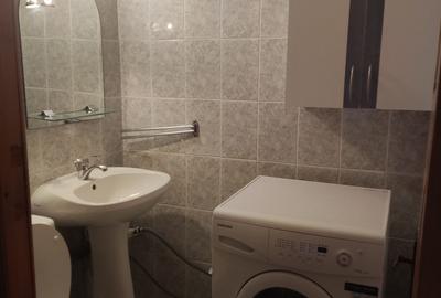 Apartament cu 3 camere decomandat în Central - 2