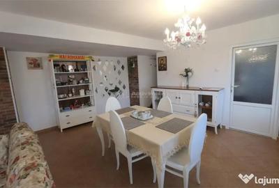 Casă cu 8 camere cu Teren 342 Mp în Central