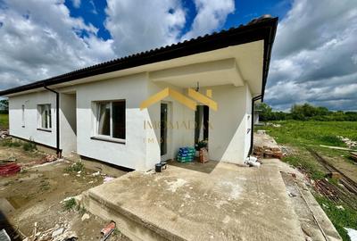 Duplex cu 3 camere cu Canalizare în Bucovăț (Remetea Mare) - 13