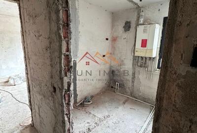 Apartament cu 2 camere decomandat în Central - 1