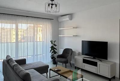 Apartament cu 3 camere semidecomandat, mobilat în Dâmbul Rotund