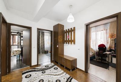 Apartament cu 3 camere decomandat, mobilat în Sălaj