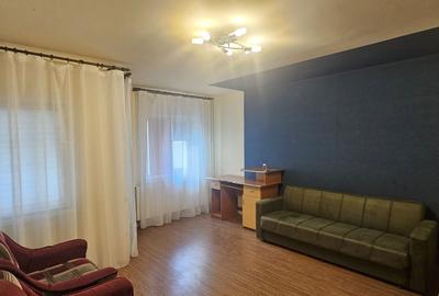 Apartament cu 3 camere decomandat în 1 Mai - 6