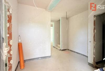 Casă cu 4 camere cu Teren 315 Mp în Ghiroda - 1
