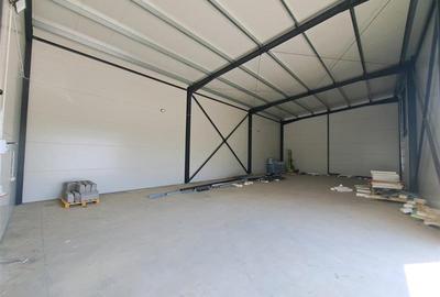 Spațiu comercial, de 700 mp, în Central - 12