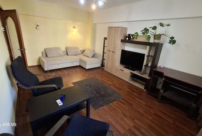 Apartament cu 2 camere decomandat în Moșilor
