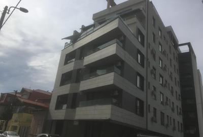 Apartament cu 2 camere decomandat în 13 Septembrie - 7