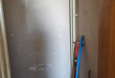 Apartament cu 3 camere decomandat în Titan - 3