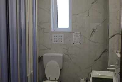Casă cu 4 camere cu Teren 1000 Mp în Central - 1