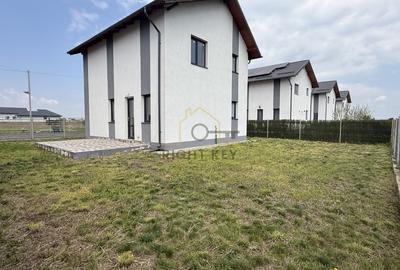 Casă individuală cu 4 camere cu Canalizare în Dragomirești-Vale - 5