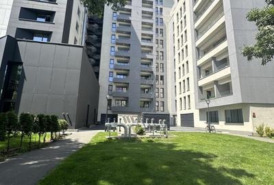Apartament cu 4 camere semidecomandat, mobilat în Unirii