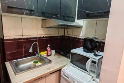 Apartament cu 3 camere semidecomandat, mobilat în Central - 4