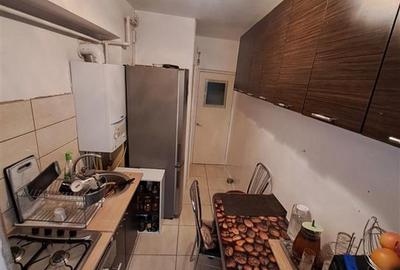 Garsonieră decomandată în Răcădău - 1