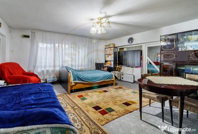 Casă cu 4 camere cu Teren 374 Mp în Central