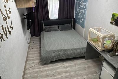 Apartament cu 3 camere semidecomandat în Ostroveni - 2