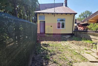 Casă cu 2 camere cu Teren 125 Mp în Central