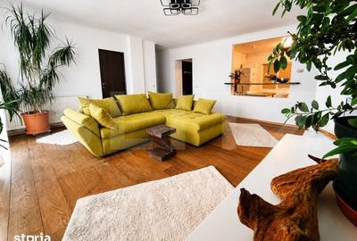 Apartament cu 4 camere decomandat în Între Lacuri