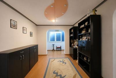 Apartament cu 4 camere decomandat, mobilat în Coiciu