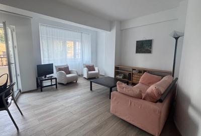 Apartament cu 3 camere decomandat în Dorobanți