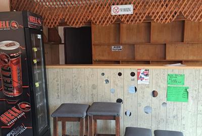 Casă cu 3 camere cu Teren 2700 Mp în Central - 7