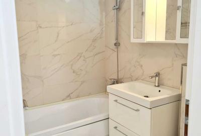 Apartament cu 3 camere decomandat în Moșilor