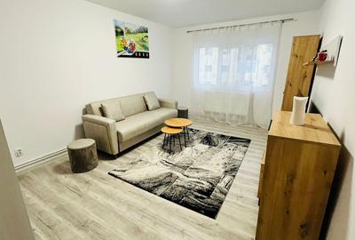 Apartament cu 2 camere decomandat în Central - 1