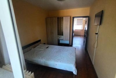 Apartament cu 2 camere semidecomandat în Tomis III