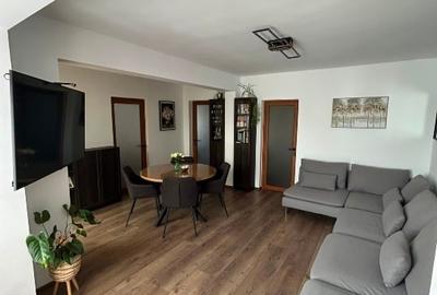 Casă individuală cu 4 camere cu Canalizare în Smârdan