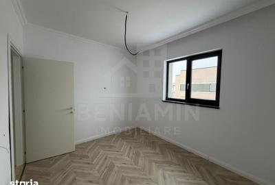 Casă cu 4 camere cu Teren 391 Mp în Aeroport - 9