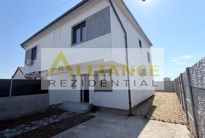 Duplex cu 3 camere cu Canalizare în Berceni