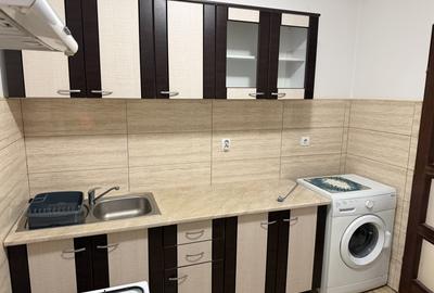 Apartament cu 3 camere decomandat, mobilat în Vasile Aaron - 6