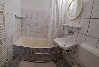 Garsonieră decomandată în Craiter