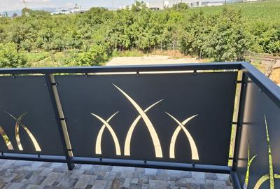 Apartament cu 4 camere decomandat în Central - 1