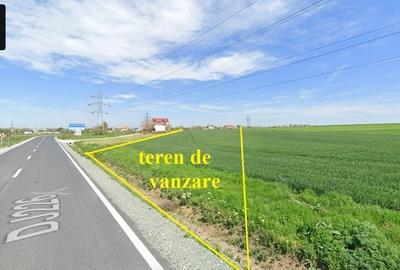 Spațiu comercial, în Corbu