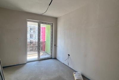 Apartament cu 2 camere semidecomandat în Florești - 3