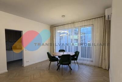 Apartament cu 2 camere semidecomandat, mobilat în Semicentral