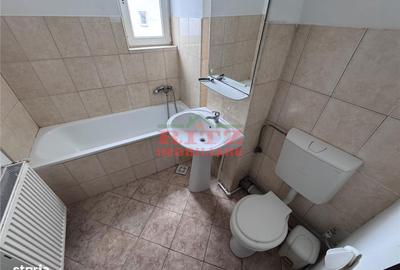 Apartament cu 2 camere semidecomandat în Central - 2