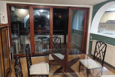 Apartament cu 3 camere semidecomandat în Central - 4