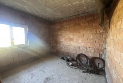 Casă individuală cu 4 camere cu Canalizare în Becicherecu Mic - 8