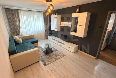 Apartament cu 3 camere decomandat în Lăpuș