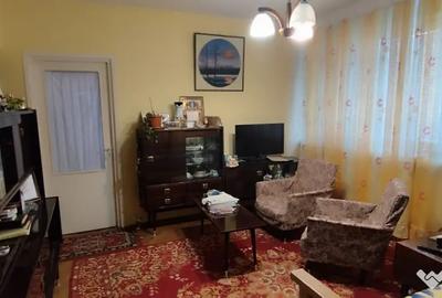 Apartament cu 3 camere semidecomandat în Ultracentral