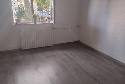 Apartament cu 2 camere semidecomandat în Ferentari
