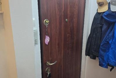 Apartament cu 2 camere semidecomandat în Central - 1